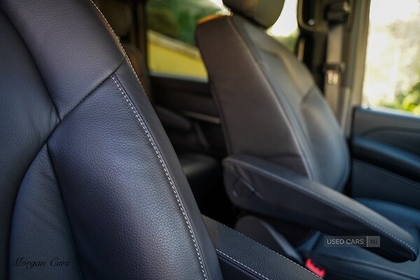 Used Mercedes-Benz V-Class 2025 for sale - 77017364: Photo 51