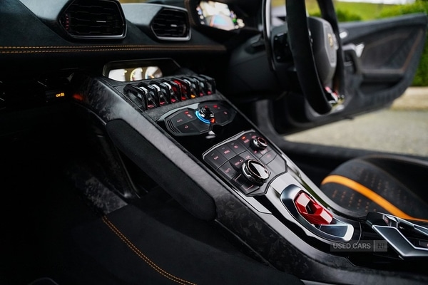 Used Lamborghini Huracan 2018 for sale - 77082245: Photo 61