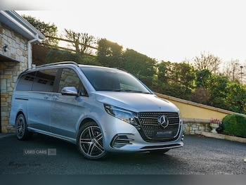 Used Mercedes-Benz V-Class 2025 for sale - 77599431: Photo