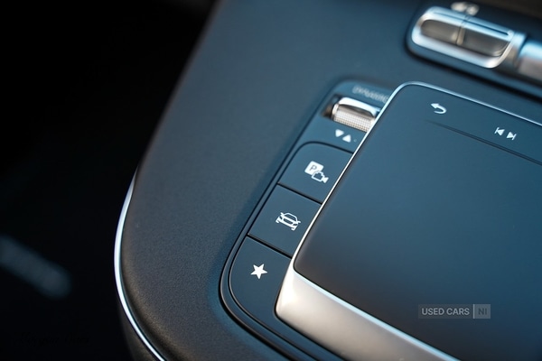 Used Mercedes-Benz V-Class 2025 for sale - 77599431: Photo 74