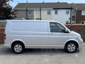 Used Volkswagen Transporter 2010 for sale - 79197060: Photo