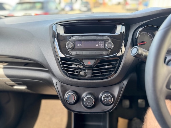 Used Vauxhall Viva 2015 for sale - 75320947: Photo 12