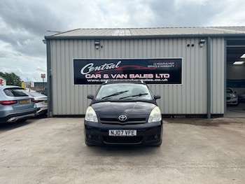 Used Toyota Corolla Verso 2007 for sale - 75067685: Photo