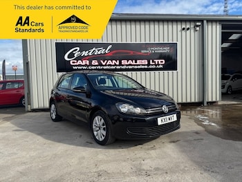 Volkswagen - Golf