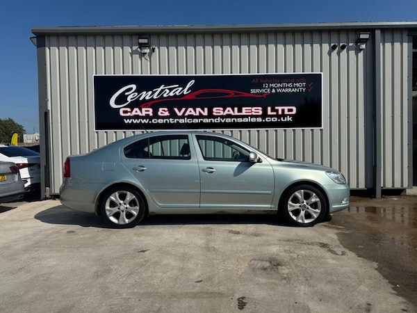 Used Skoda Octavia 2009 for sale - 75067538: Photo 2