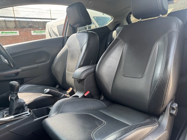 Used Ford Fiesta 2014 for sale - 75067947: Photo 15