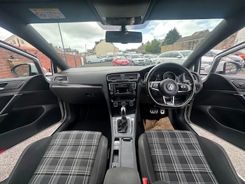 Used Volkswagen Golf 2016 for sale - 79033831: Photo