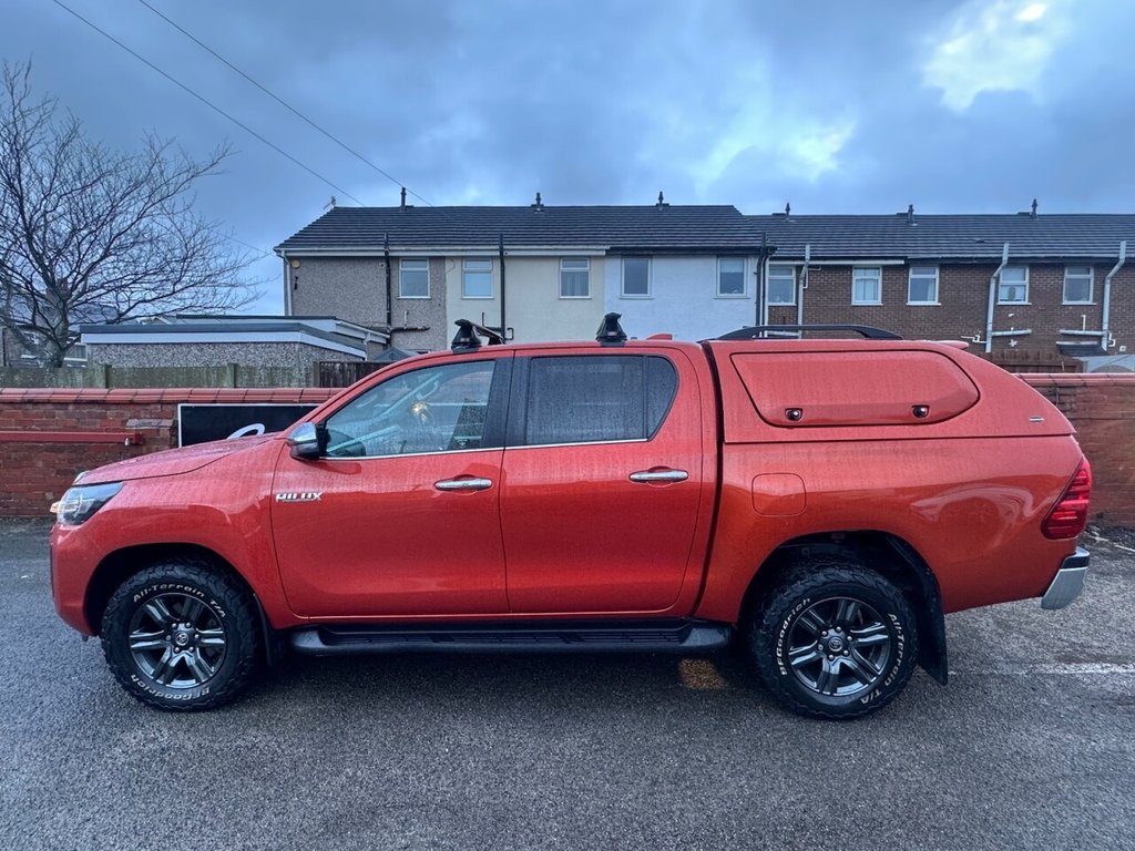 Used Toyota Hilux 2023 for sale - 76867913: Photo 11
