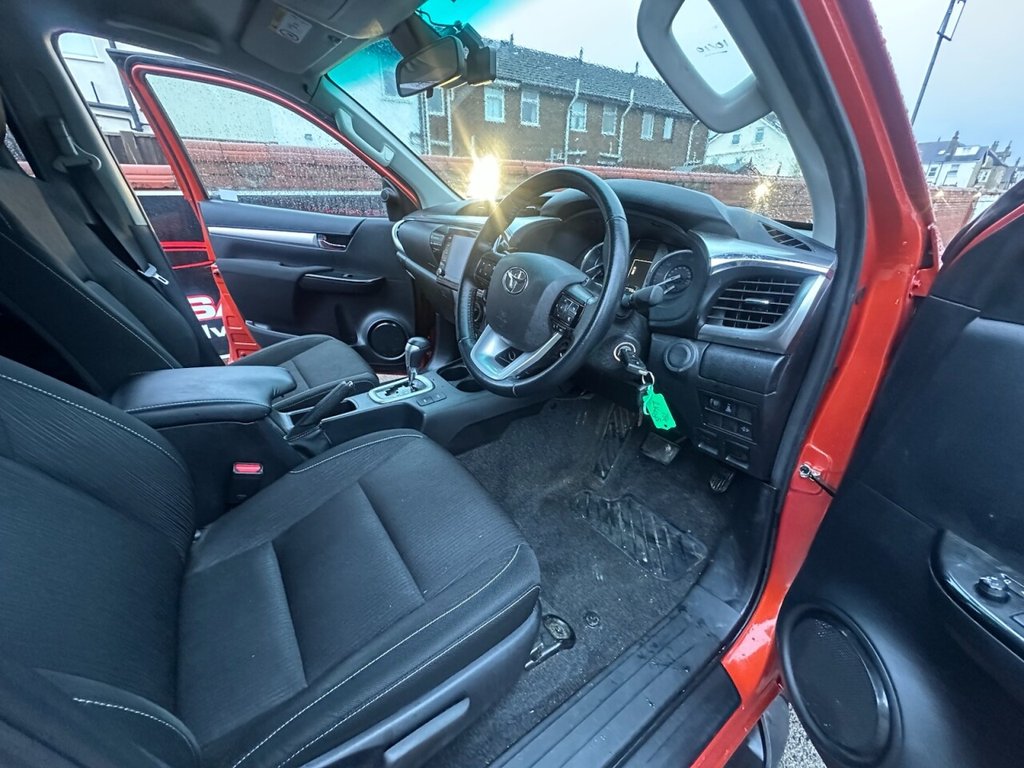 Used Toyota Hilux 2023 for sale - 76867913: Photo 18