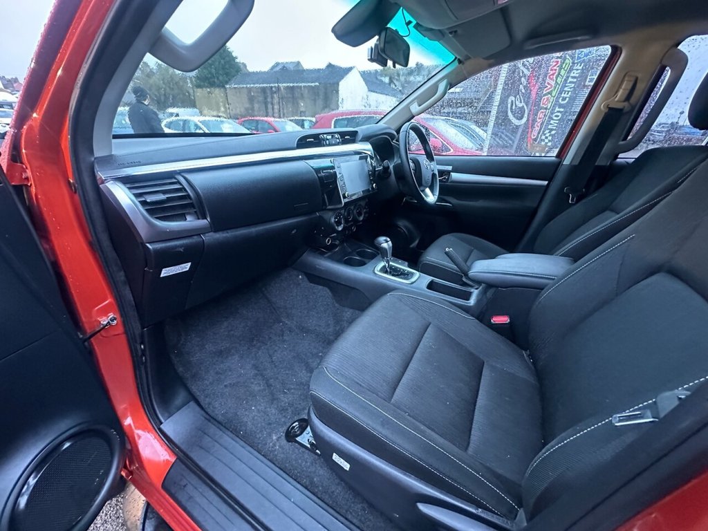 Used Toyota Hilux 2023 for sale - 76867913: Photo 19