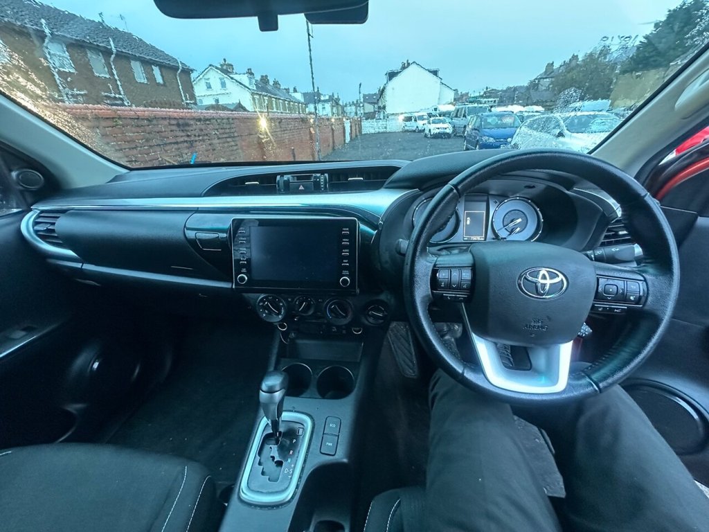 Used Toyota Hilux 2023 for sale - 76867913: Photo 23