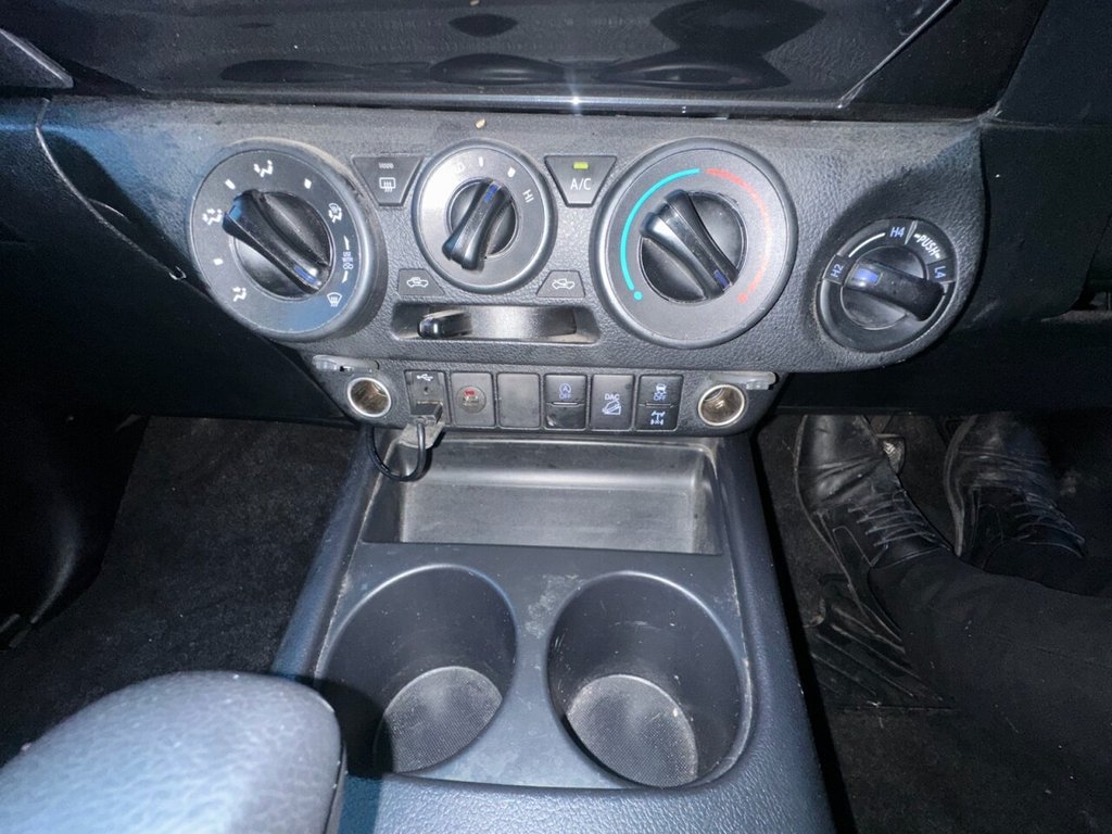 Used Toyota Hilux 2023 for sale - 76867913: Photo 27