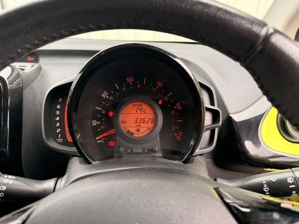 Used Toyota AYGO 2016 for sale - 74569745: Photo 11