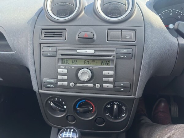 Used Ford Fiesta 2007 for sale - 74570289: Photo 28