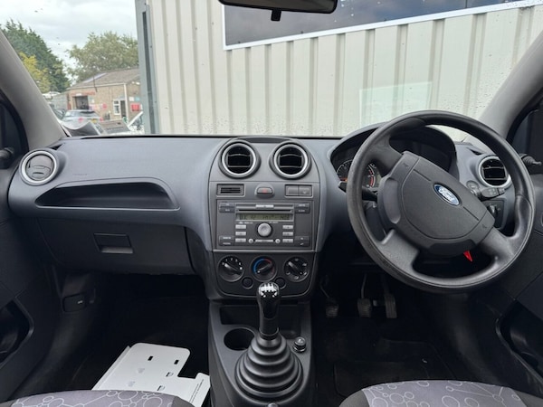 Used Ford Fiesta 2007 for sale - 74570289: Photo 9