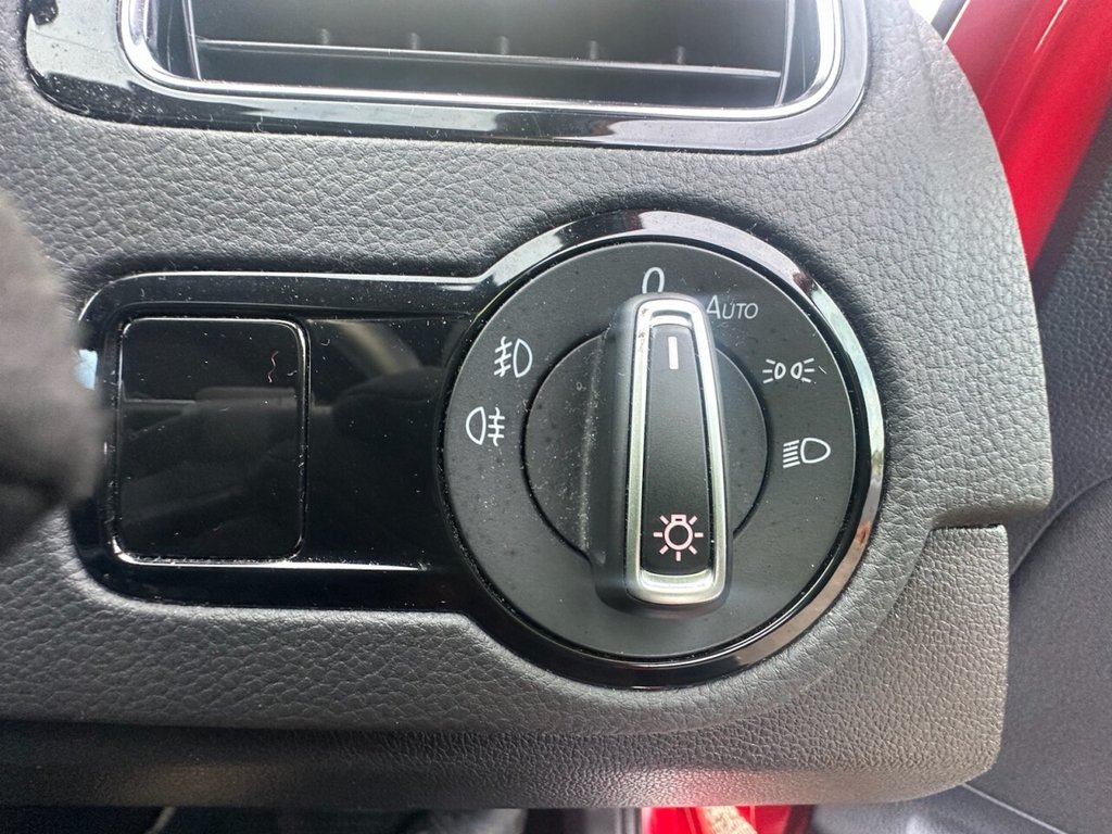 Used Volkswagen Polo 2016 for sale - 76934699: Photo 16