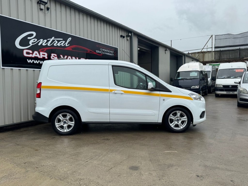 Used Ford Transit Courier 2020 for sale - 76163472: Photo 10
