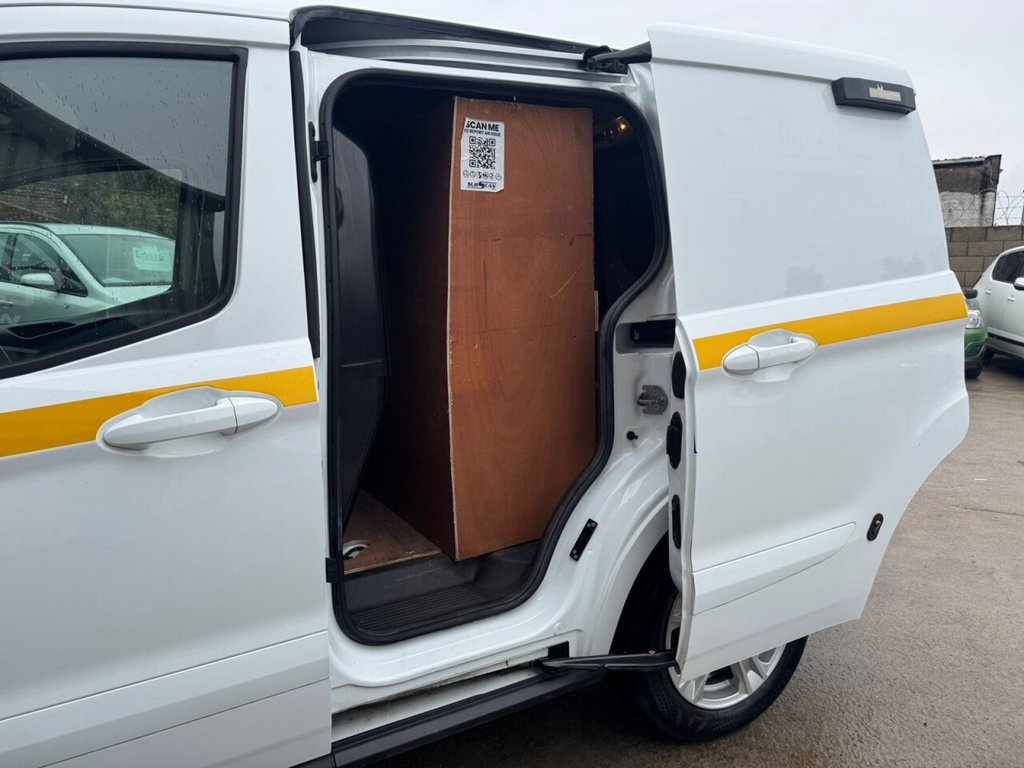 Used Ford Transit Courier 2020 for sale - 76163472: Photo 16