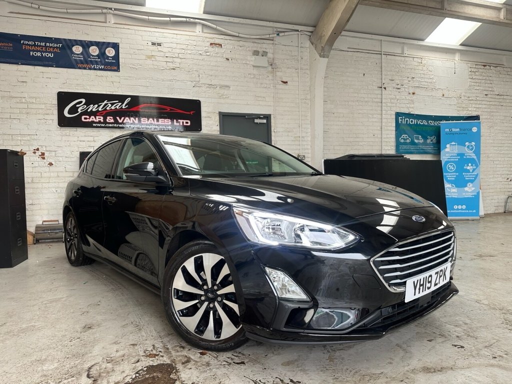 Used Ford Focus 2019 for sale - 76417205: Photo 2