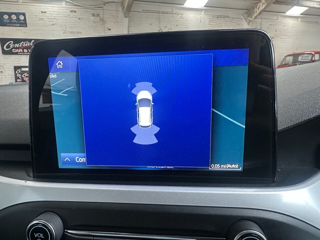 Used Ford Focus 2019 for sale - 76417205: Photo 3