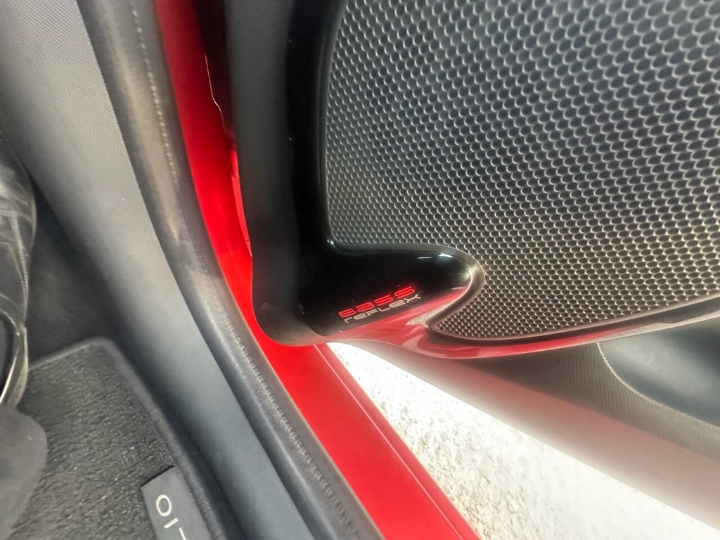 Used Renault Clio 2014 for sale - 76509408: Photo 16