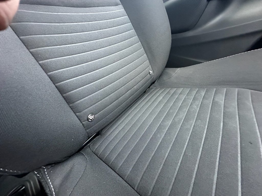 Used Renault Clio 2014 for sale - 76509408: Photo 19