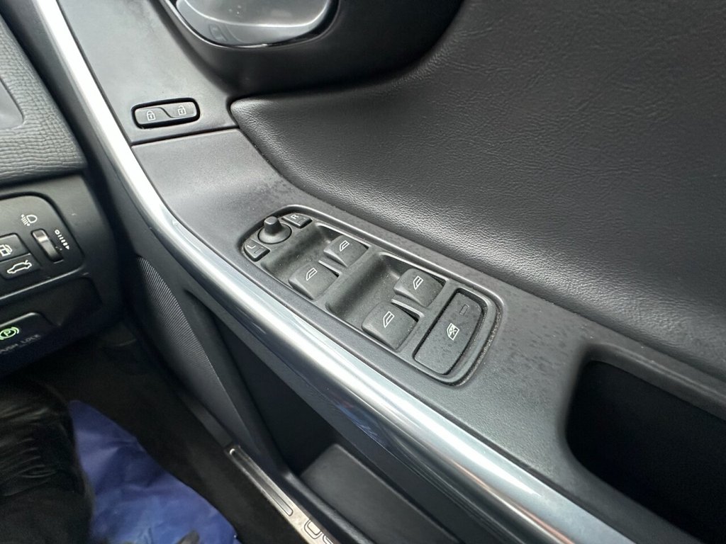 Used Volvo XC60 2013 for sale - 76386283: Photo 14