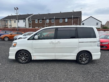 Used Toyota Noah 2020 for sale - 79193467: Photo