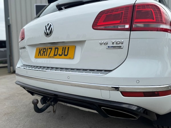 Used Volkswagen Touareg 2017 for sale - 76147763: Photo 12