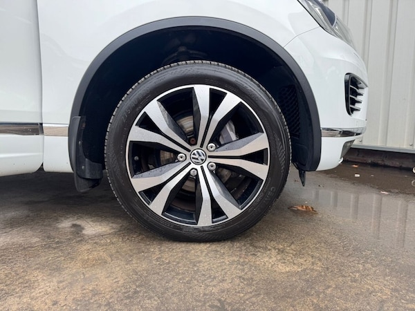 Used Volkswagen Touareg 2017 for sale - 76147763: Photo 15