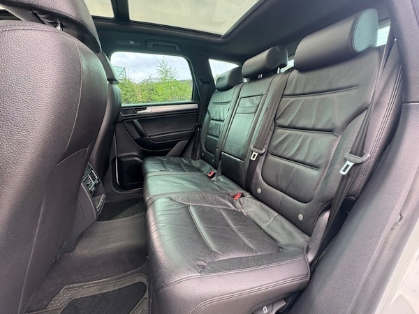 Used Volkswagen Touareg 2017 for sale - 76147763: Photo 17