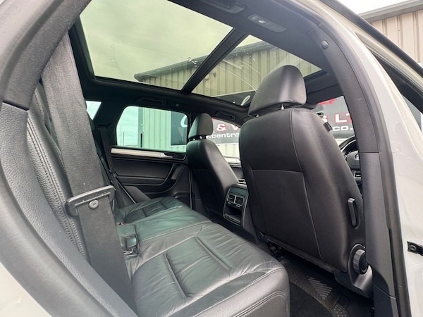 Used Volkswagen Touareg 2017 for sale - 76147763: Photo 20