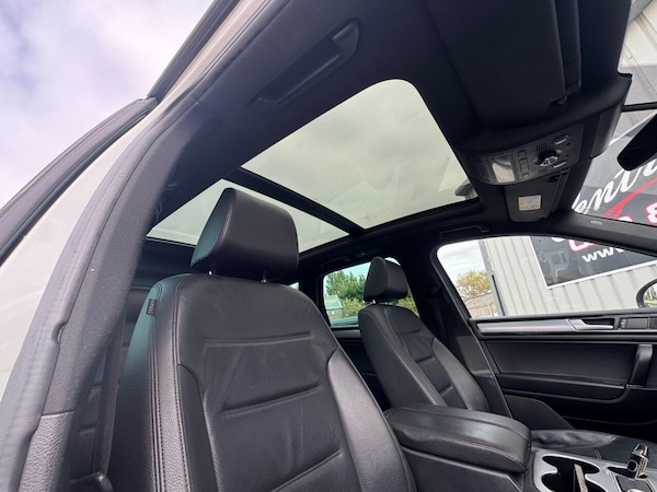 Used Volkswagen Touareg 2017 for sale - 76147763: Photo 21