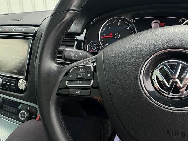 Used Volkswagen Touareg 2017 for sale - 76147763: Photo 22