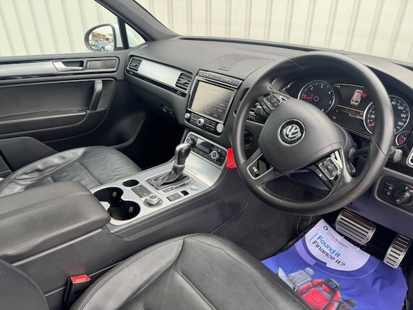 Used Volkswagen Touareg 2017 for sale - 76147763: Photo 28
