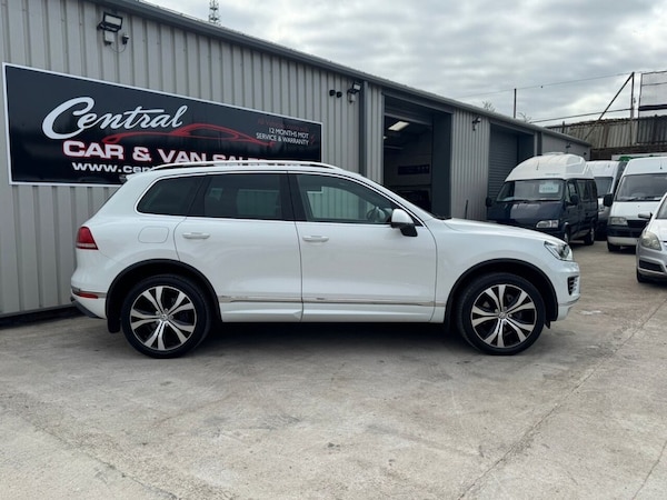 Used Volkswagen Touareg 2017 for sale - 76147763: Photo 2