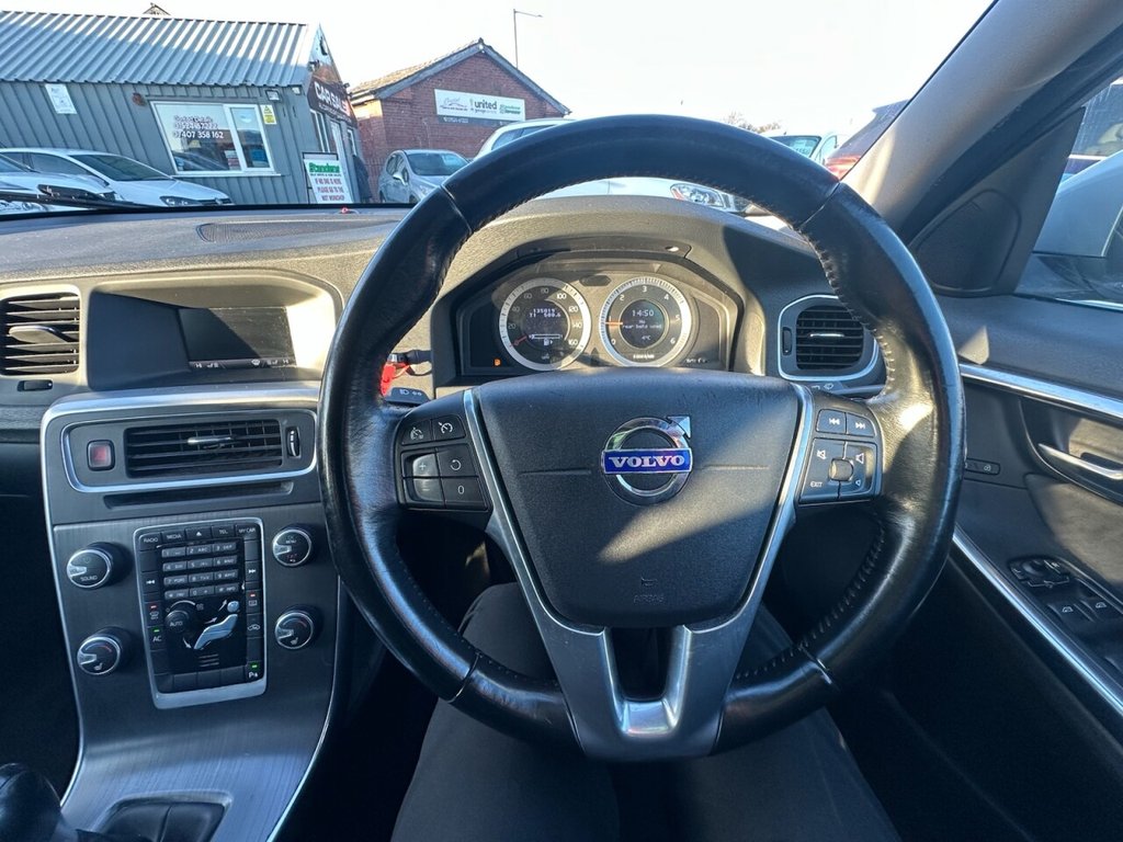 Used Volvo V60 2010 for sale - 76632056: Photo 13