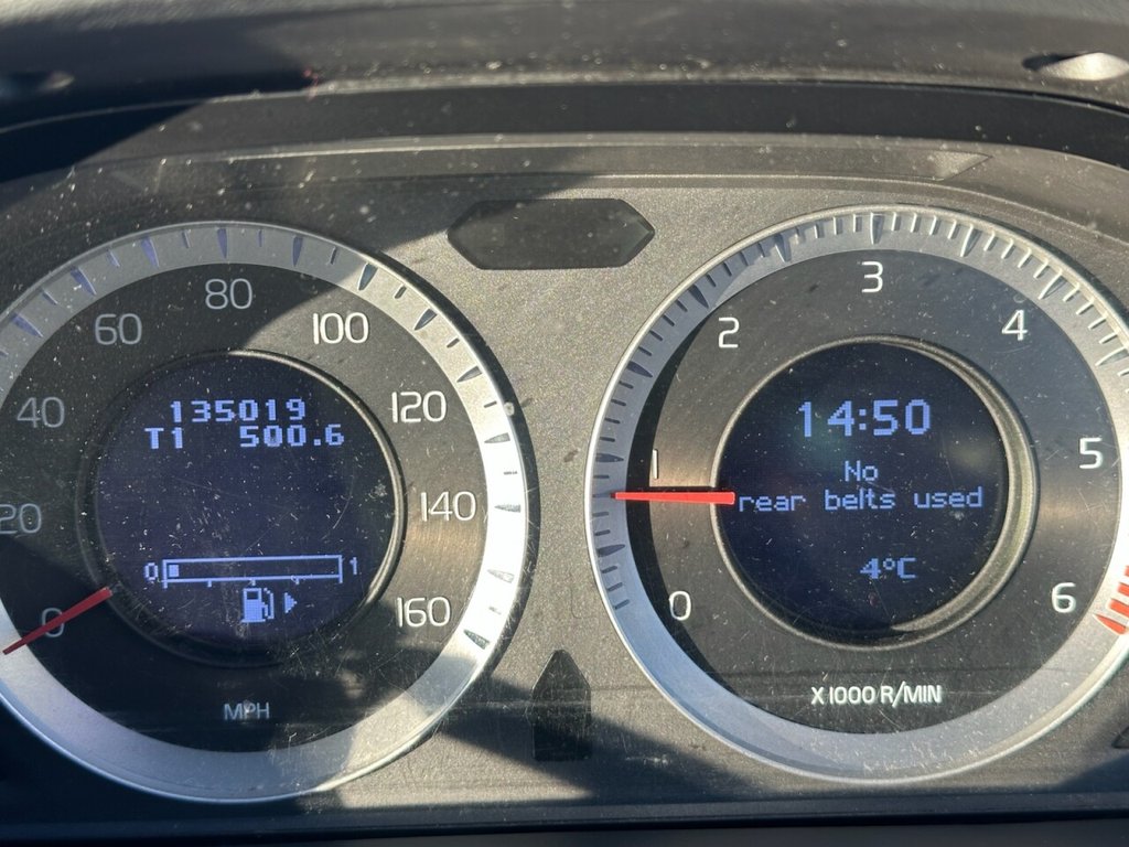 Used Volvo V60 2010 for sale - 76632056: Photo 15