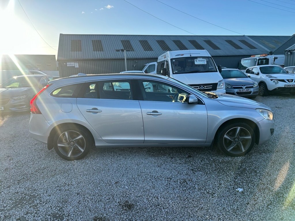 Used Volvo V60 2010 for sale - 76632056: Photo 26