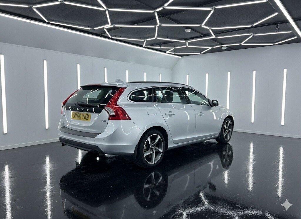 Used Volvo V60 2010 for sale - 76632056: Photo 9