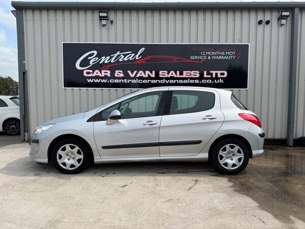 Used Peugeot 308 2010 for sale - 75537877: Photo 15