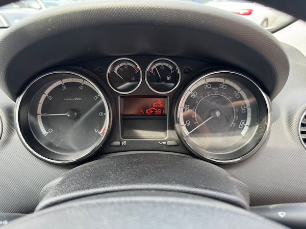 Used Peugeot 308 2010 for sale - 75537877: Photo 19