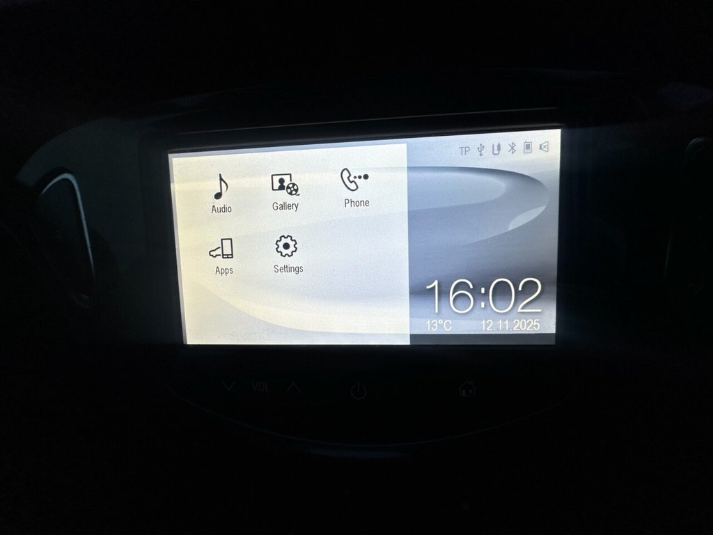 Used Vauxhall Corsa 2015 for sale - 76559185: Photo 9