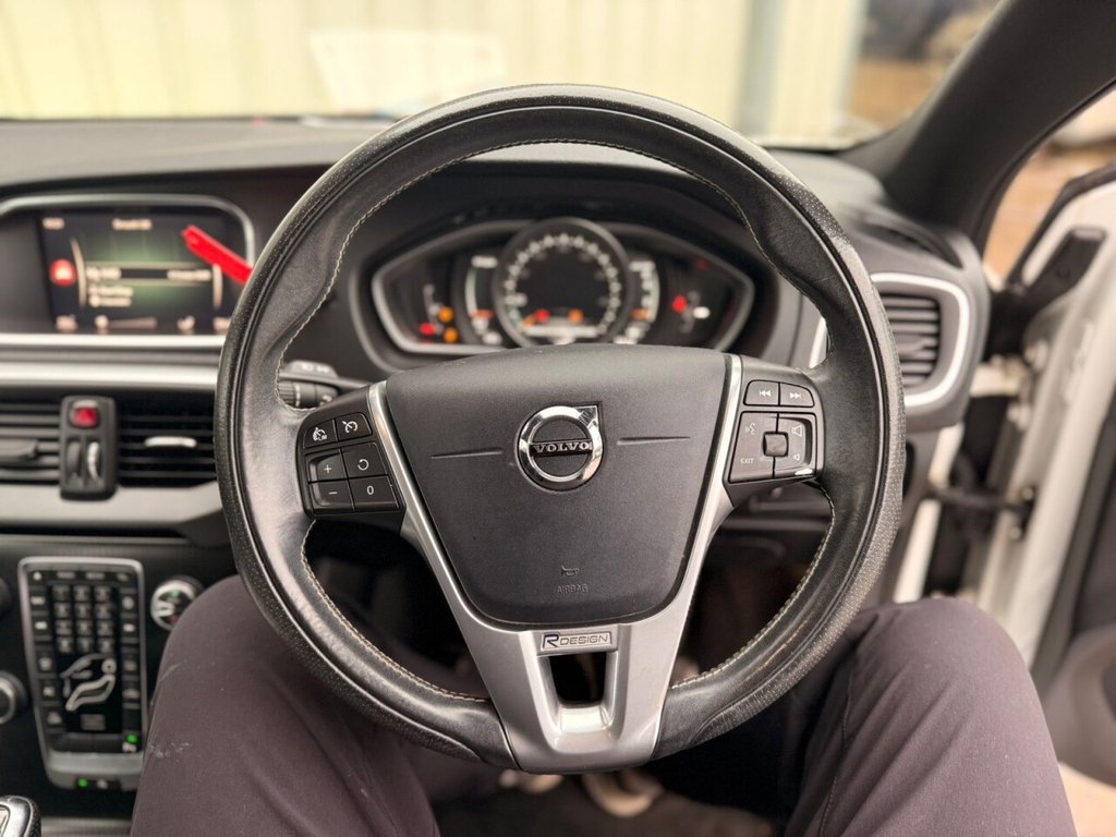 Used Volvo V40 2019 for sale - 74784625: Photo 31