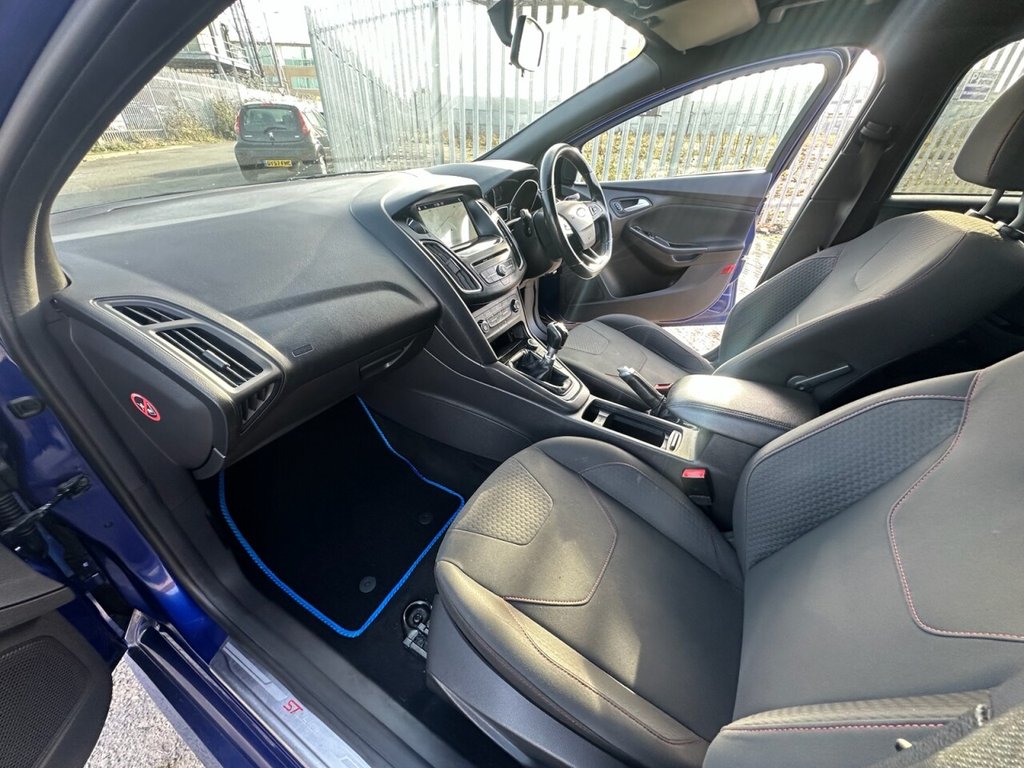 Used Ford Focus 2017 for sale - 76496338: Photo 13