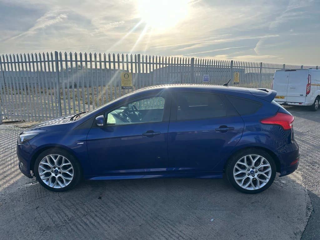 Used Ford Focus 2017 for sale - 76496338: Photo 3