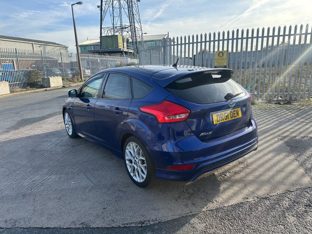 Used Ford Focus 2017 for sale - 76496338: Photo 4