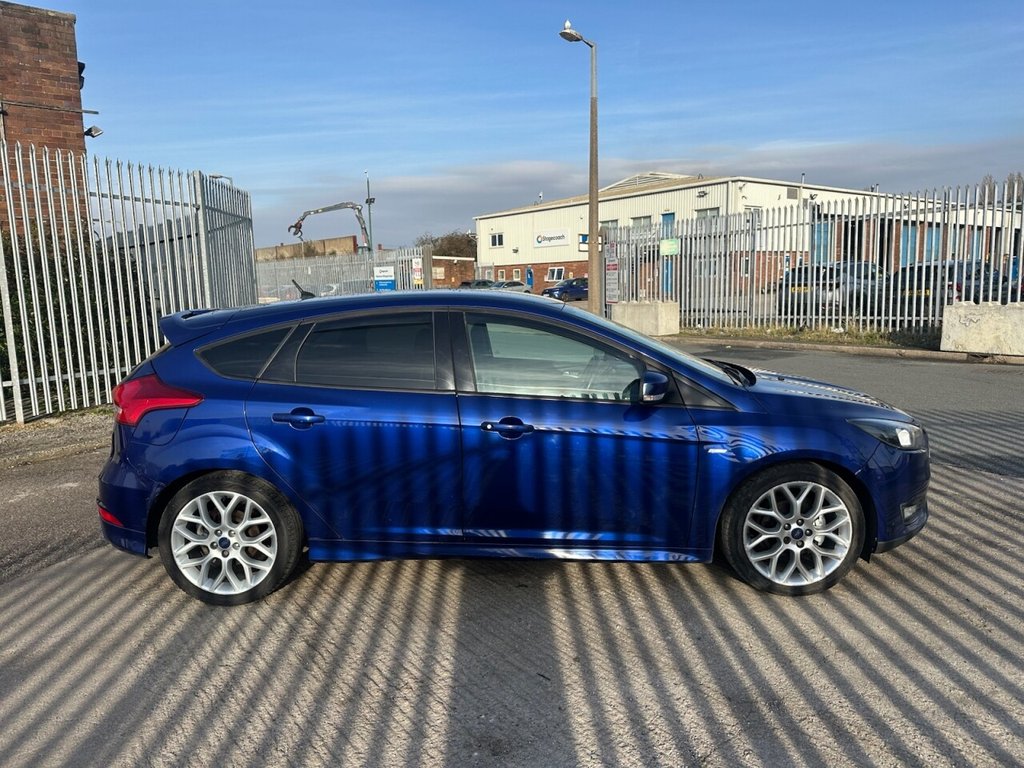 Used Ford Focus 2017 for sale - 76496338: Photo 7