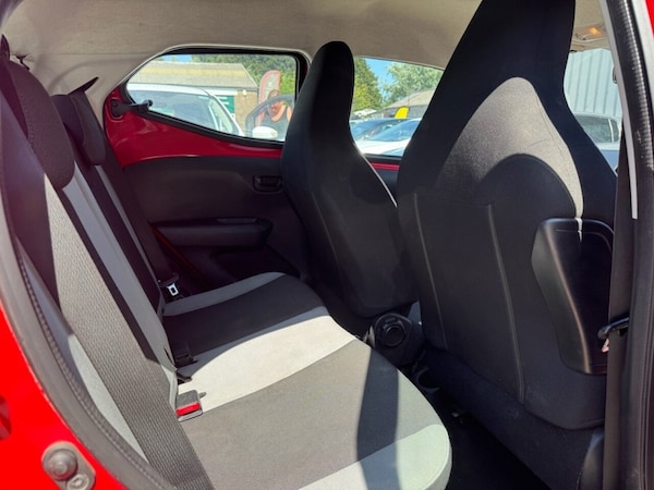 Used Toyota AYGO 2015 for sale - 74756775: Photo 14