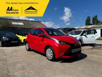 2015 (65) - 1.0 VVT-i x-play Hatchback 5dr Petrol Manual Euro 5 Euro 5 (68 ps)